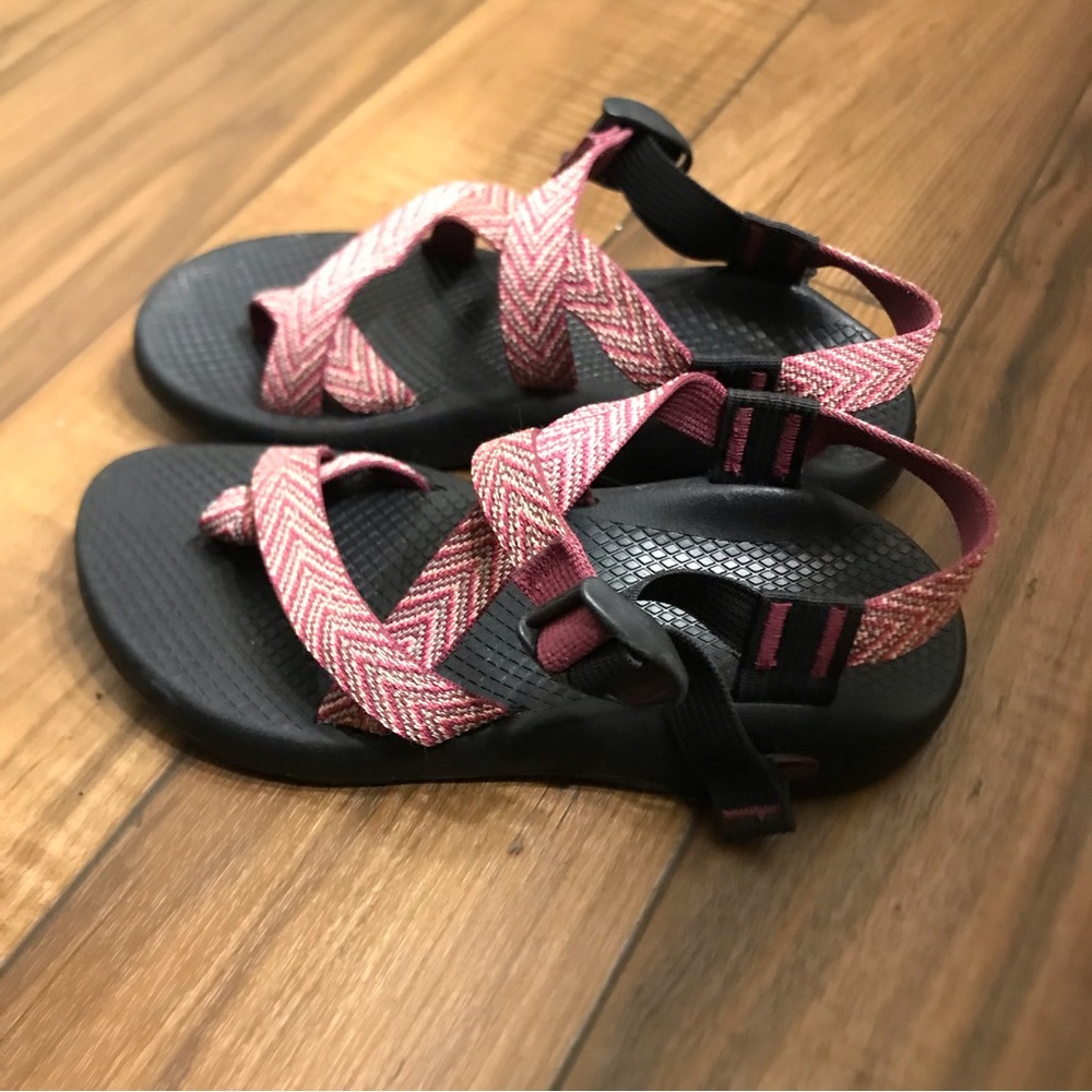 Chaco Sandals With Loop Toe And With Vibram Soles… - image 2